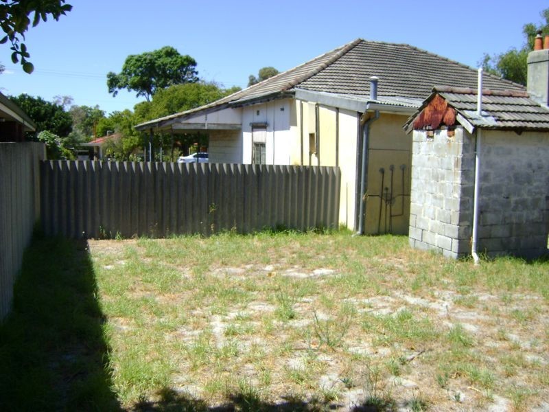 17 Weston Street, Carlisle WA 6101