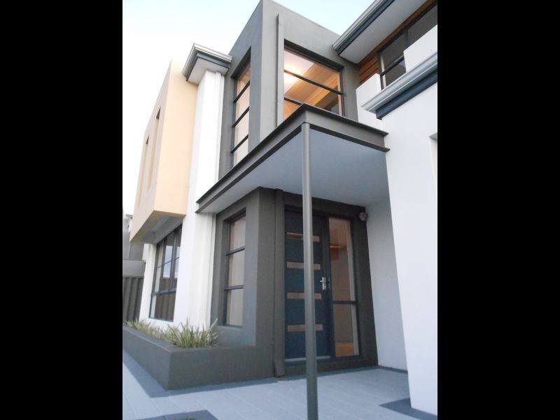 8 Imperial Gate, Success WA 6164