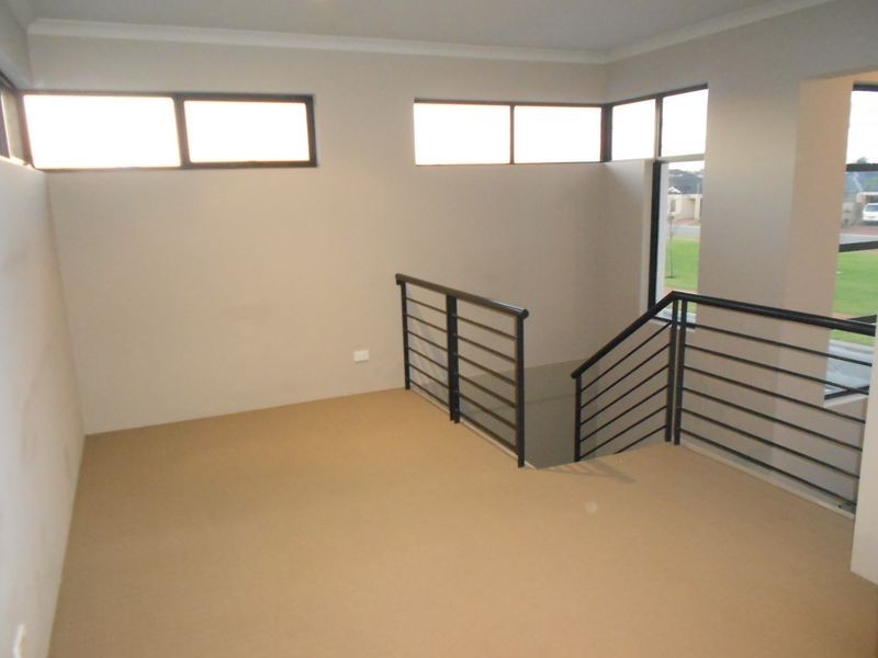 8 Imperial Gate, Success WA 6164