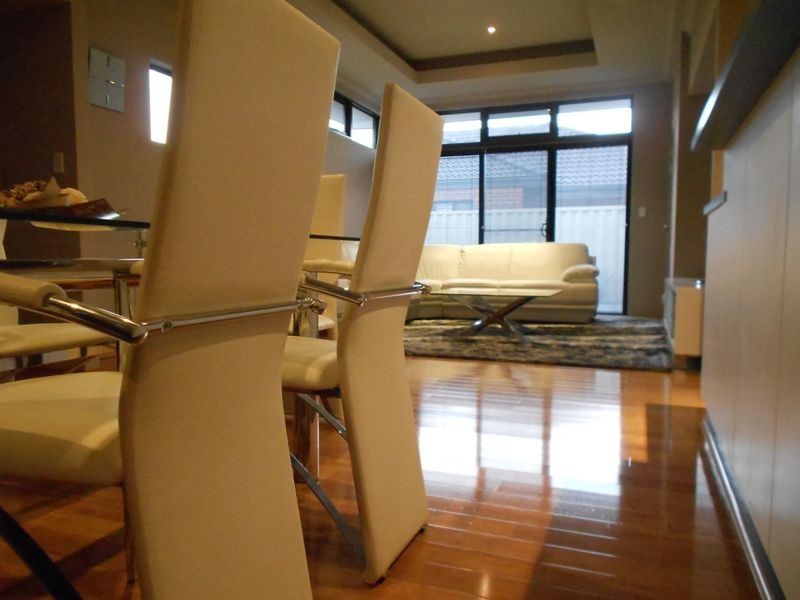 8 Imperial Gate, Success WA 6164