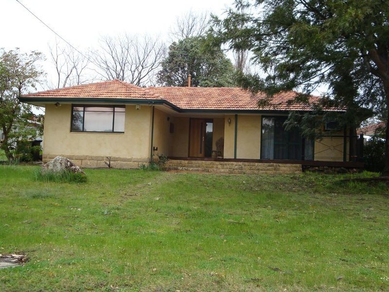 16 Eastfield Court, Ferndale WA 6148