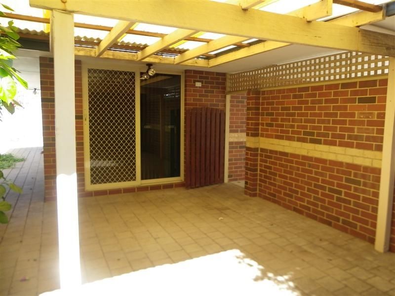 42A Tudor Avenue, Shelley WA 6148