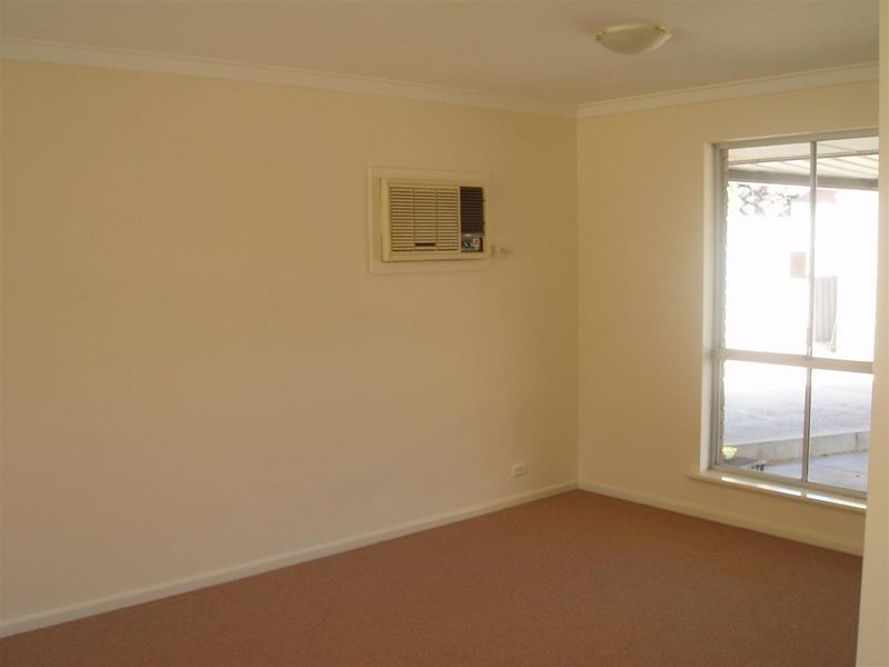 12 Wooramel Crescent, Gosnells WA 6110