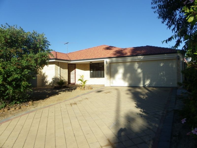 15 Glennon Way, Rossmoyne WA 6148