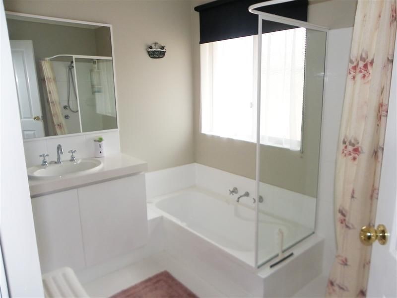 1/53 Mosaic Street, Shelley WA 6148