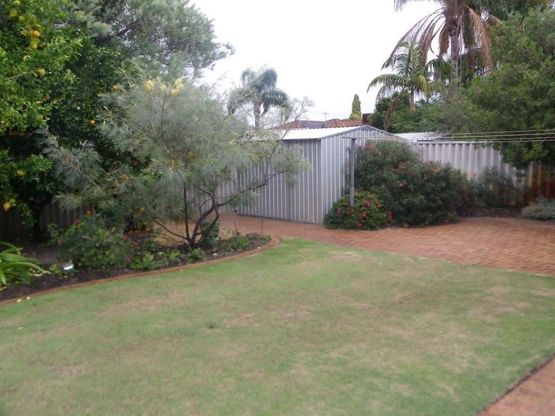 13b Cambrian Place, Willetton WA 6155