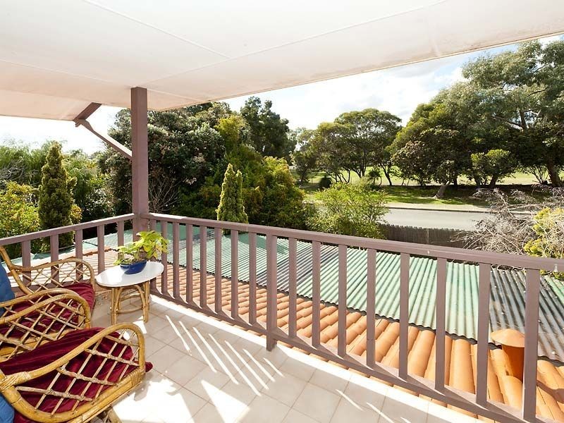 2 Stainton Place, Leeming WA 6149