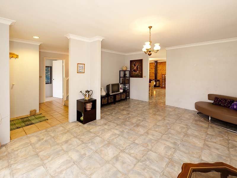 2 Stainton Place, Leeming WA 6149