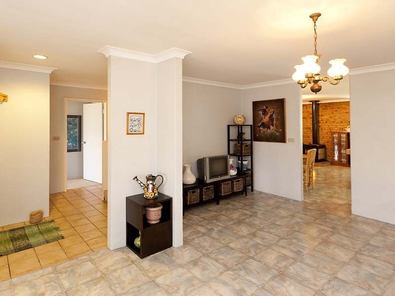 2 Stainton Place, Leeming WA 6149