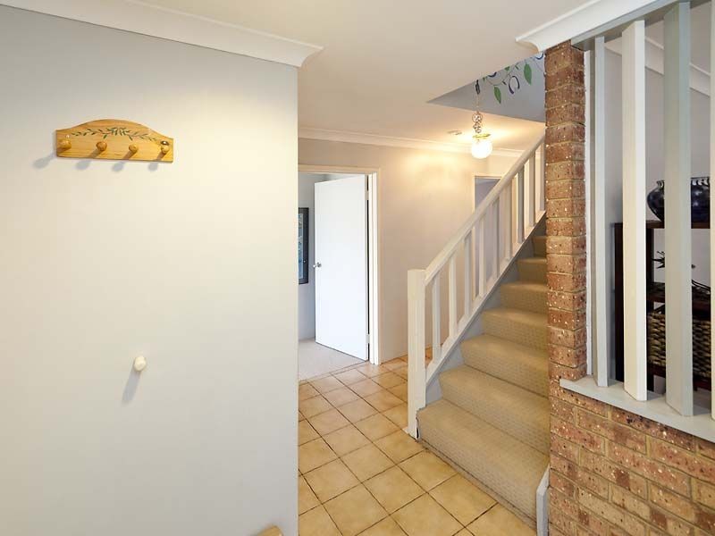 2 Stainton Place, Leeming WA 6149