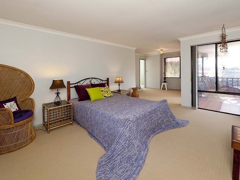 2 Stainton Place, Leeming WA 6149