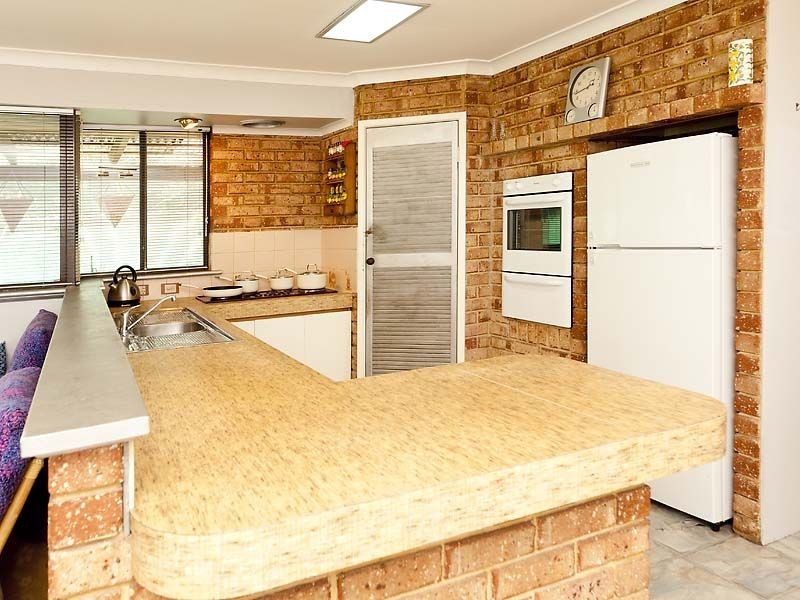 2 Stainton Place, Leeming WA 6149