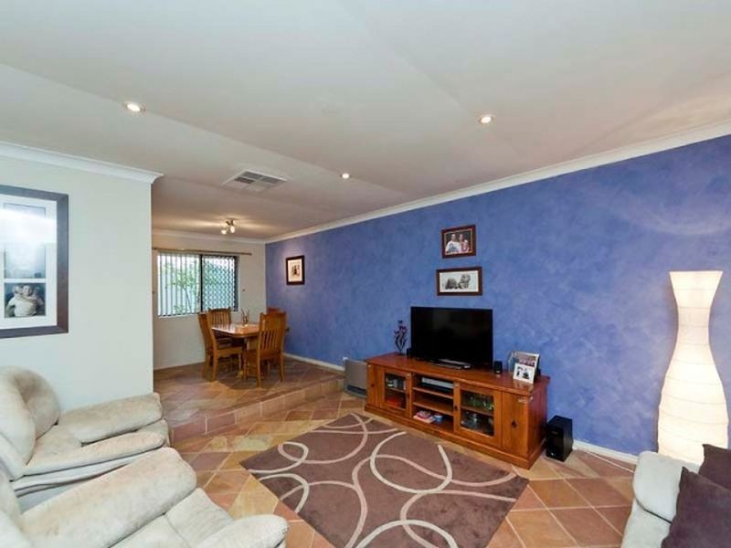 90 Shillington Way, Thornlie WA 6108