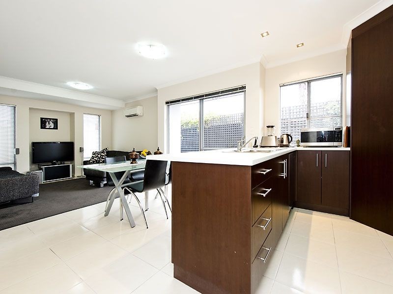 3/14 Hendra Street, Cloverdale WA 6105