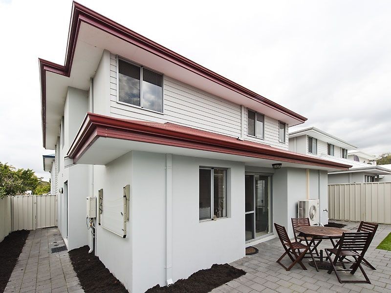 3/14 Hendra Street, Cloverdale WA 6105