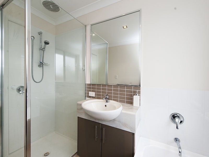 3/14 Hendra Street, Cloverdale WA 6105