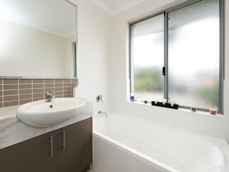 3/14 Hendra Street, Cloverdale WA 6105