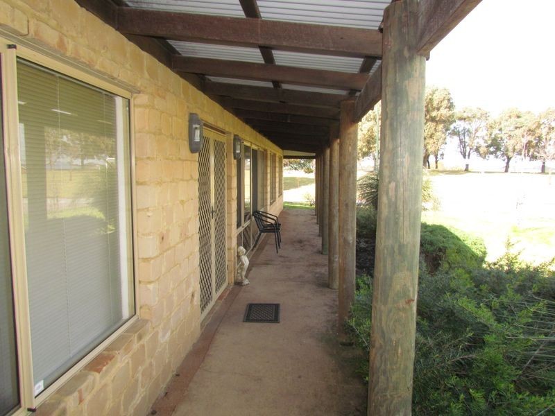 32 Parkfield Boulevard, Bertram WA 6167