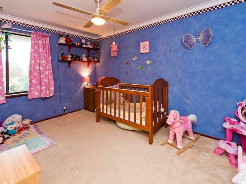 11 Empen Court, Leeming WA 6149
