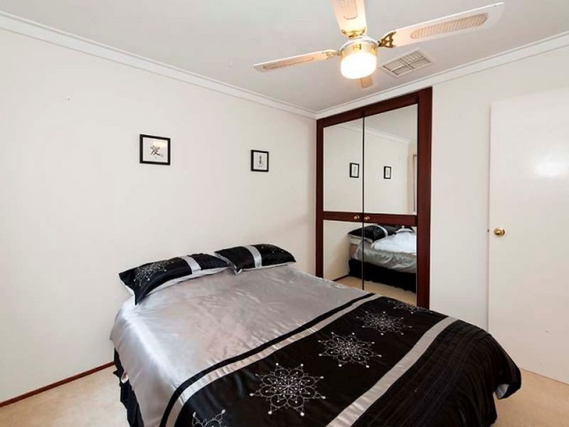 11 Empen Court, Leeming WA 6149