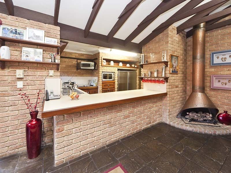 4 Davie Court, Willetton WA 6155