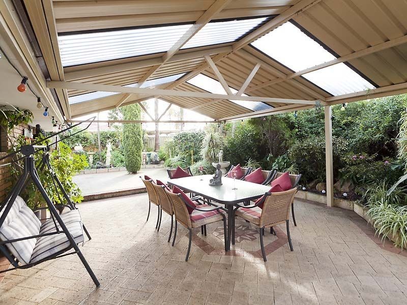 4 Davie Court, Willetton WA 6155