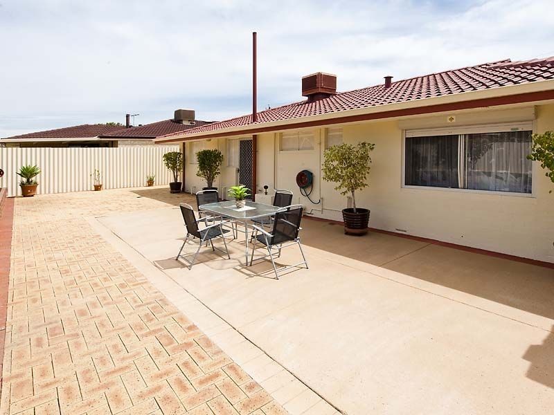 66 Burrendah Boulevard, Willetton WA 6155