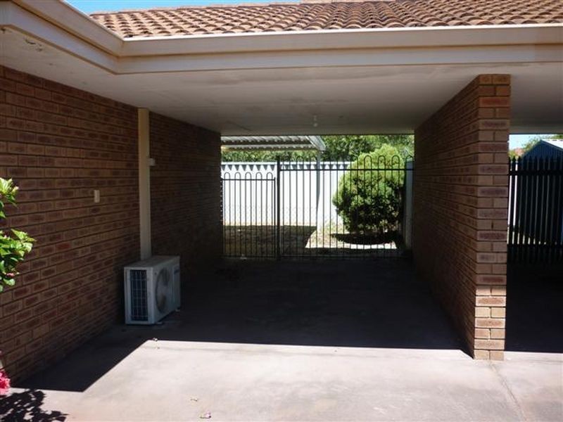 5A Werribee Crescent, Willetton WA 6155