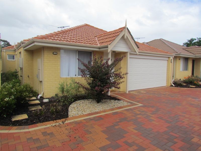 11/42 Merrifield Avenue, Kelmscott WA 6111