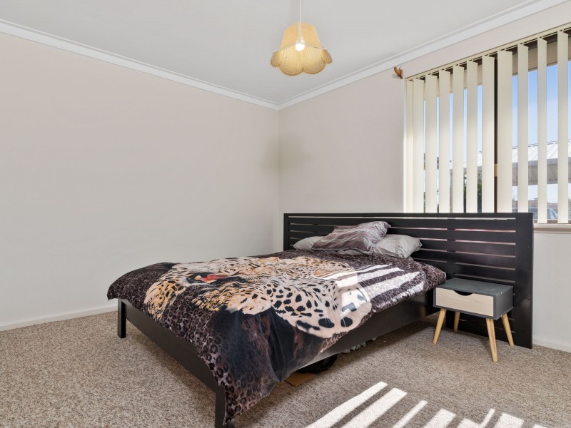 22B Hatcher Way, Parkwood WA 6147