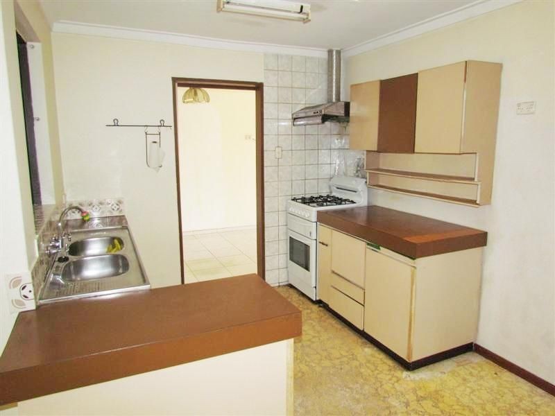 11 Cavendish Way, Parkwood WA 6147