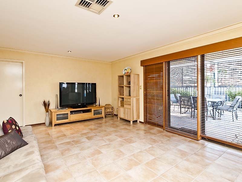 9 Woodlark Place, Willetton WA 6155