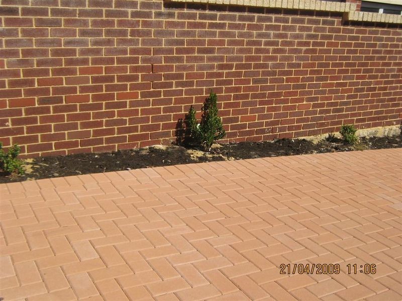 2c Gretham Road, Westminster WA 6061