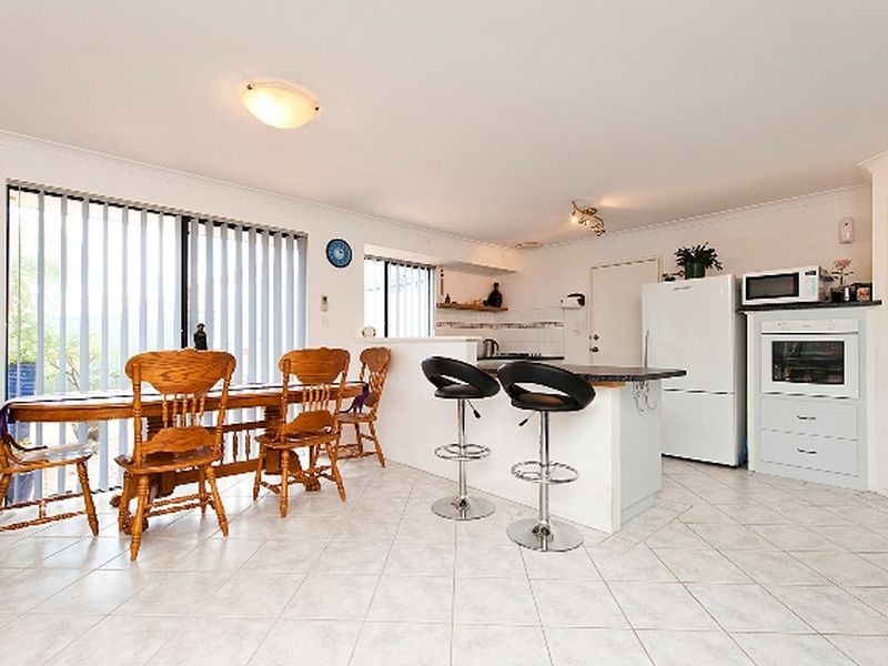 232 Tapper Road, Atwell WA 6164