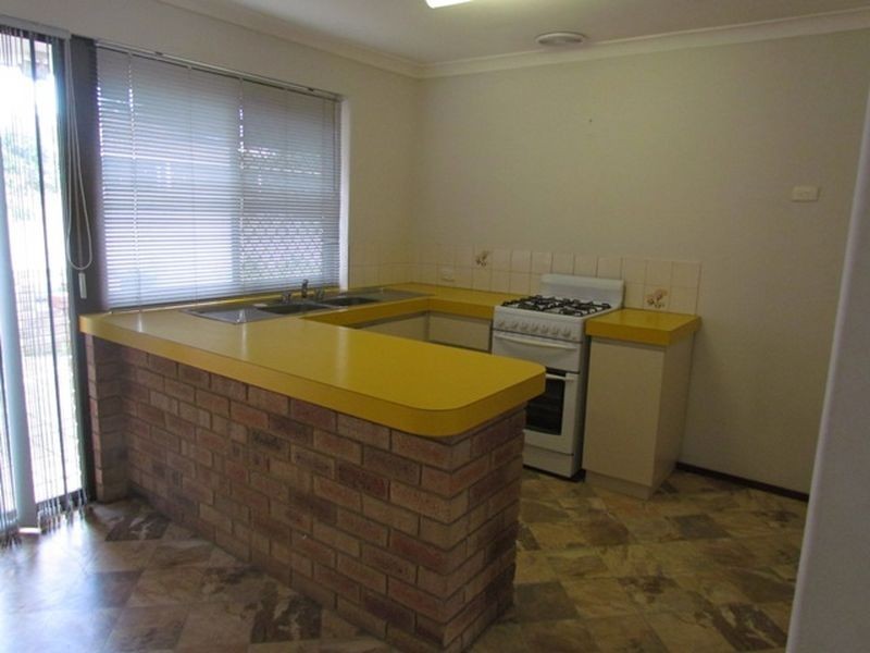 3/211 Ferndale Crescent, Ferndale WA 6148