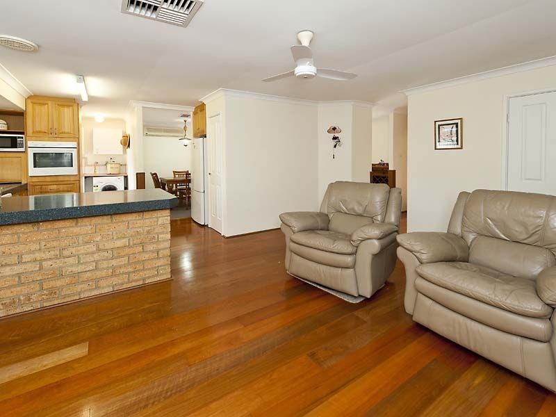 15 Macquarie Way, Willetton WA 6155