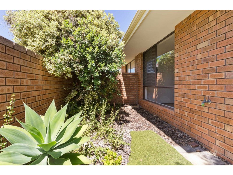 Unit 5/23 Golf Road, Parkwood WA 6147