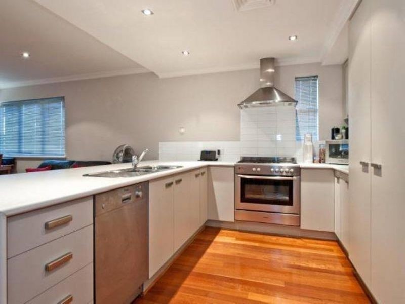 106 Gladston Road, Rivervale WA 6103