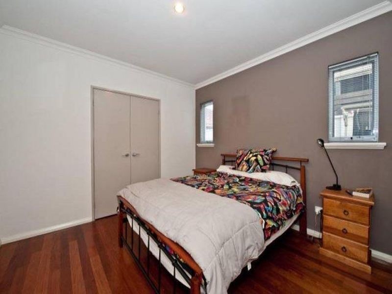 106 Gladston Road, Rivervale WA 6103