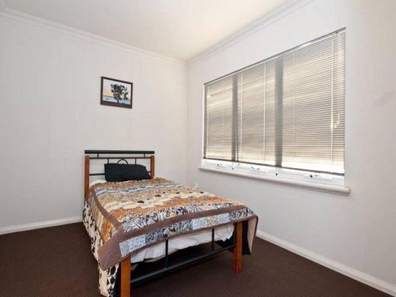 106 Gladston Road, Rivervale WA 6103