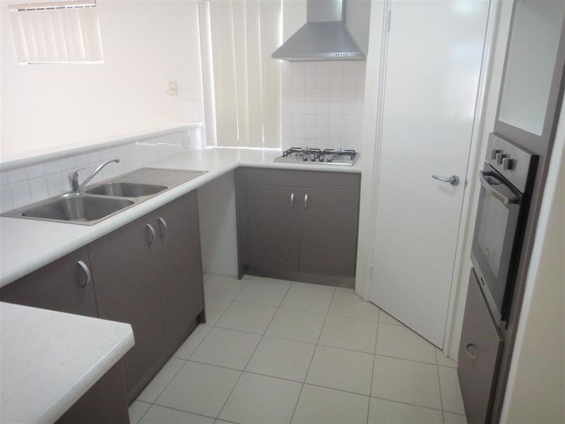 4/17-21 Third Avenue, Kelmscott WA 6111
