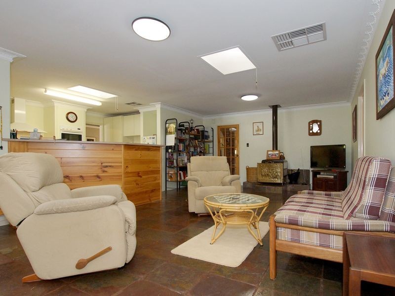 111 Terrier Place, Southern River WA 6110