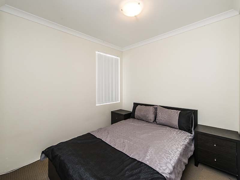3/54 Sixth  Road, Armadale WA 6112