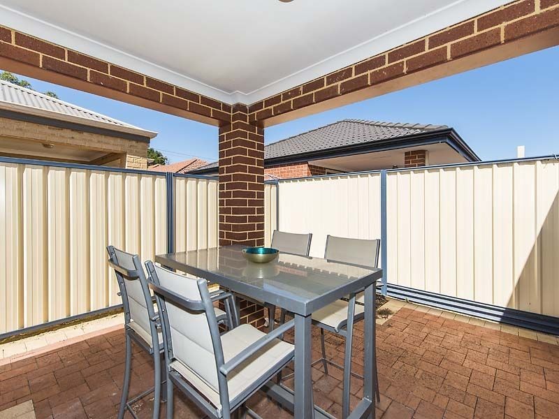 3/54 Sixth  Road, Armadale WA 6112