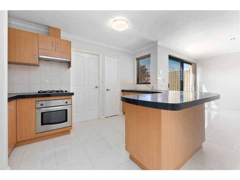 2/8 Westlake Street, Wilson WA 6107