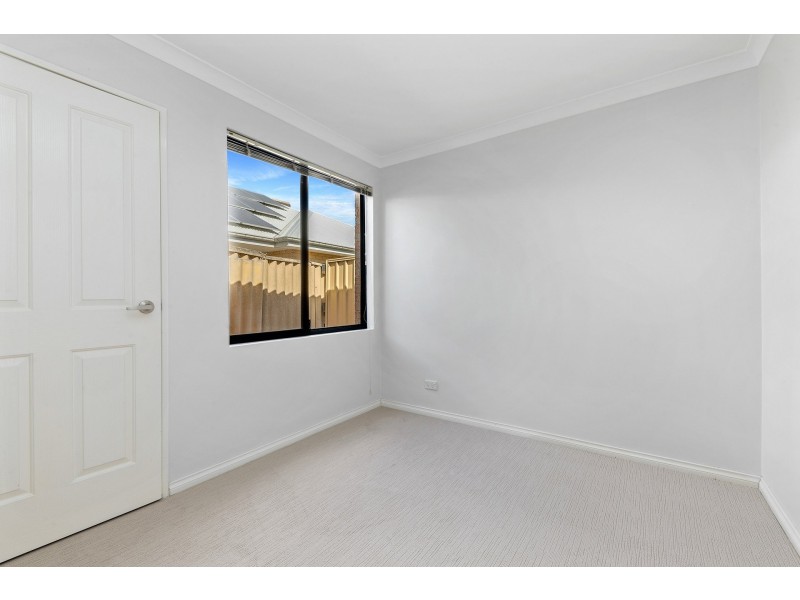 2/8 Westlake Street, Wilson WA 6107