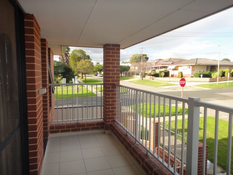 33B Dudley Street, Midland WA 6056