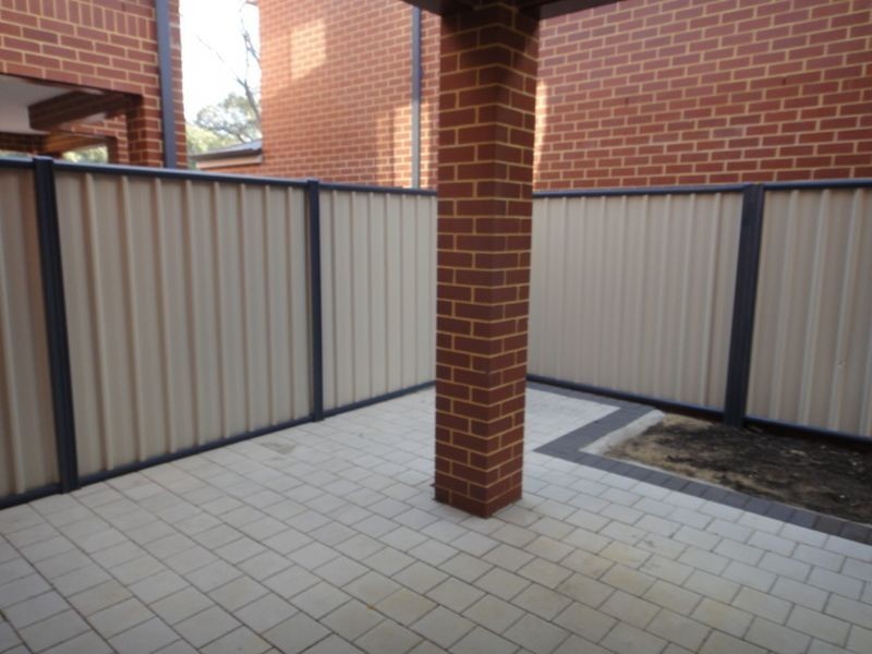 33B Dudley Street, Midland WA 6056