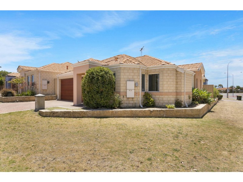 2 Penola Court, Clarkson WA 6030