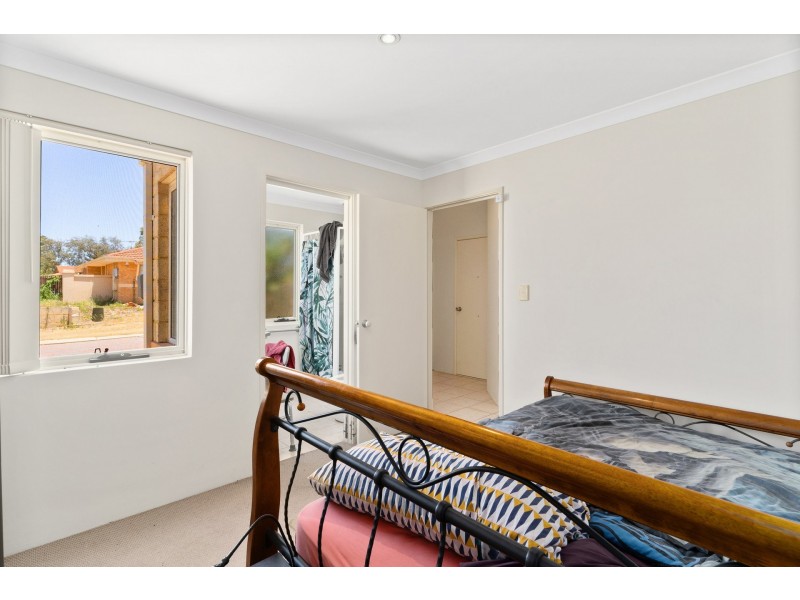 2 Penola Court, Clarkson WA 6030